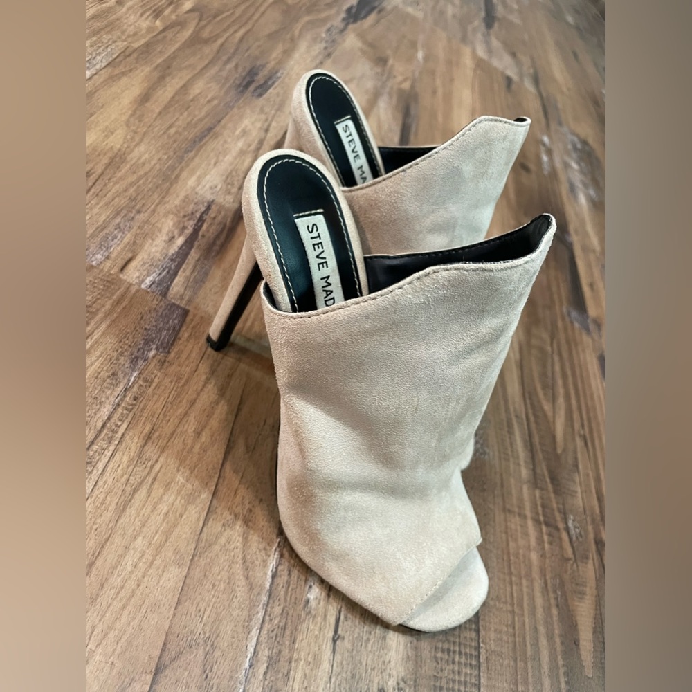 Steve Madden Open Toe Heel